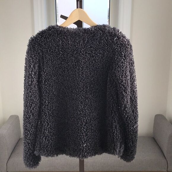 NEW Grey faux fur jacket - Picture 4 of 7